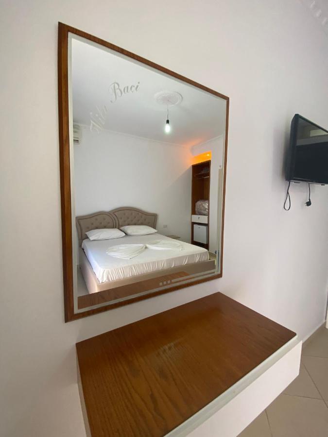 Hotel Kristal Borsh Eksteriør bilde